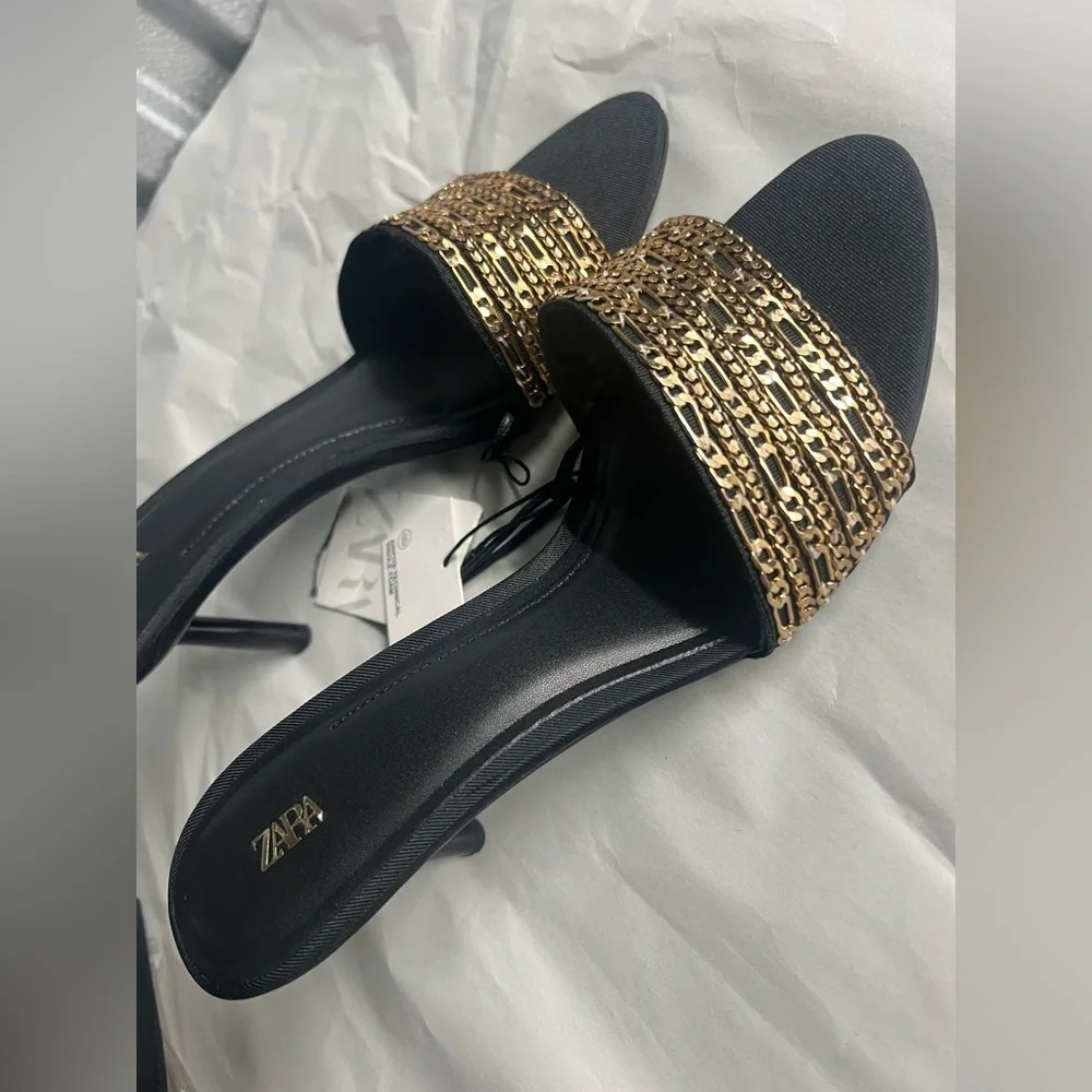 🔥🔥Zara chain trim heeled sandals - Picture 7 of 8